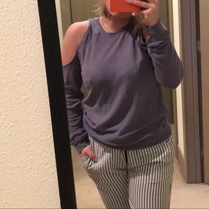 Shoulder cut out super soft sweater